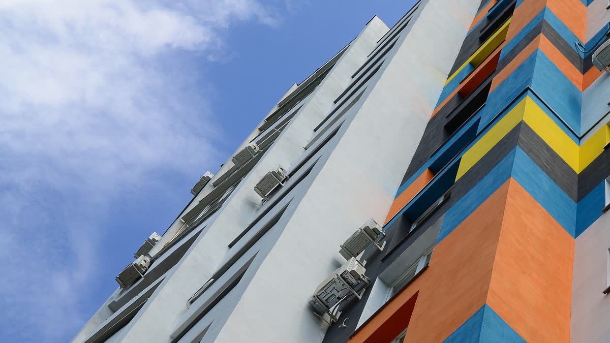 Antigraffiti náter bez čistého podkladu predraží ďalšie umývanie
